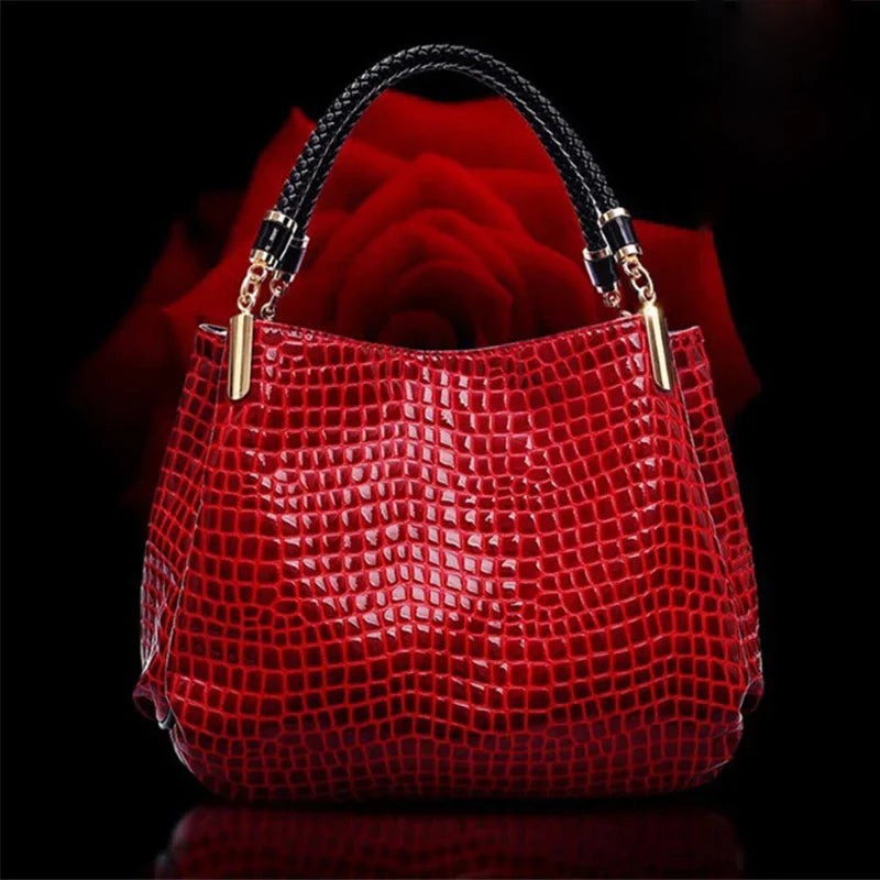 Isabelle - Stylish Crocodile Pattern Handbag