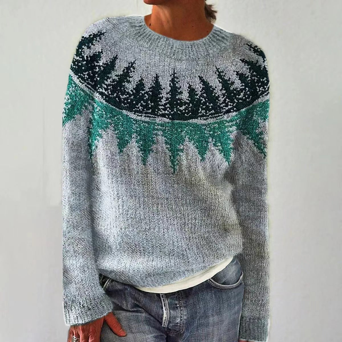 Gisela - Long Sleeve Sweater with Retro Print