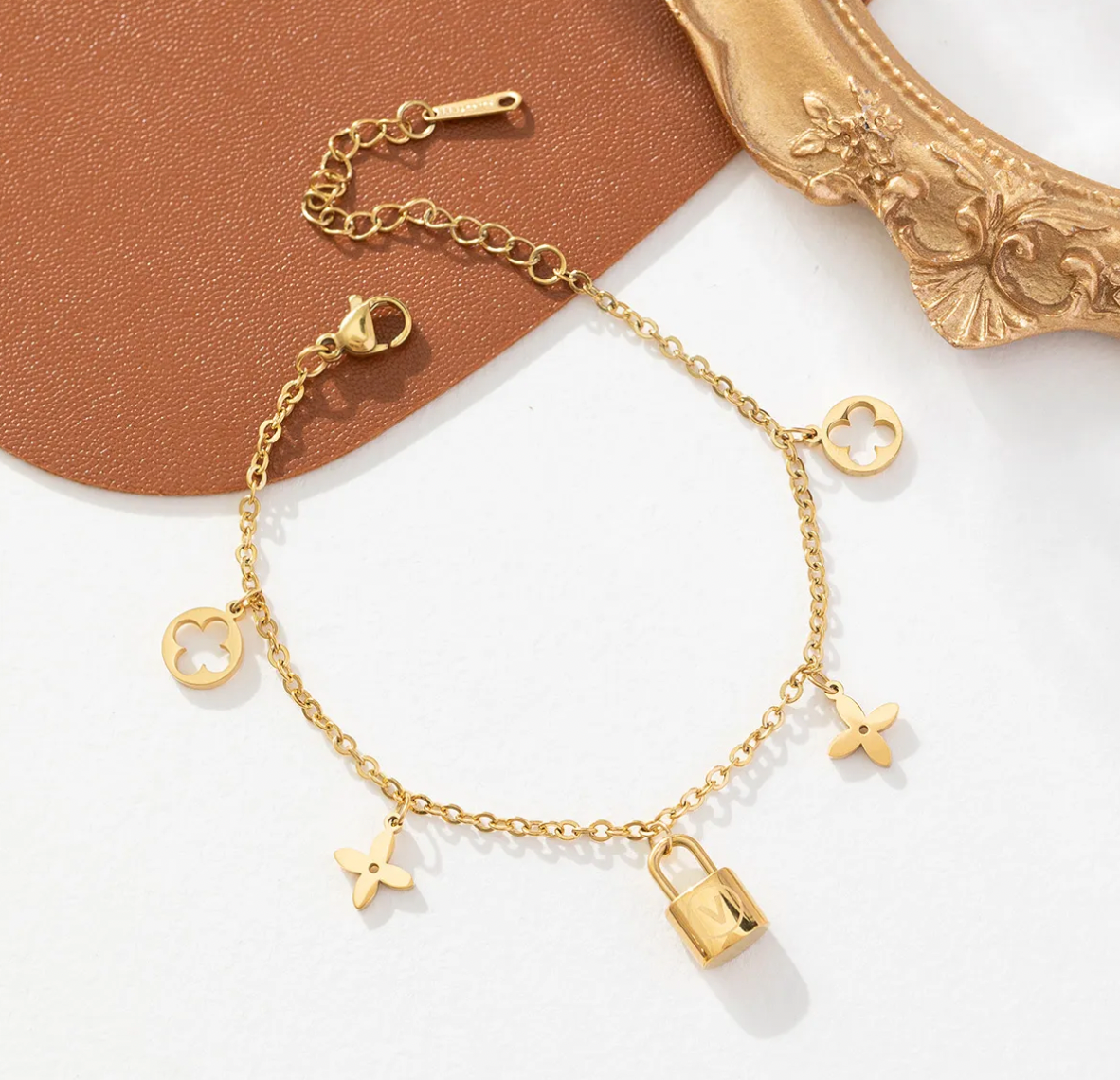 Belle Bracelet - Gold