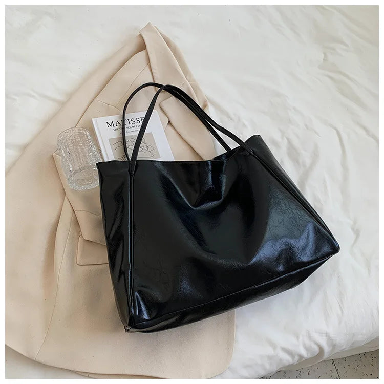 Piper - Elegant Leather Shoulder Bag