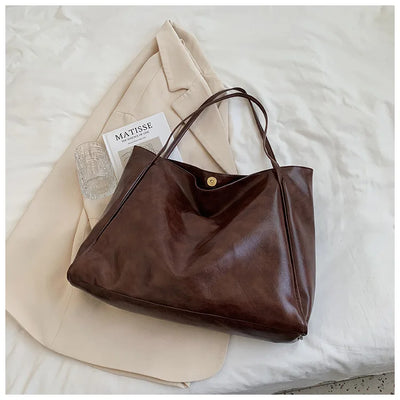 Piper - Elegant Leather Shoulder Bag